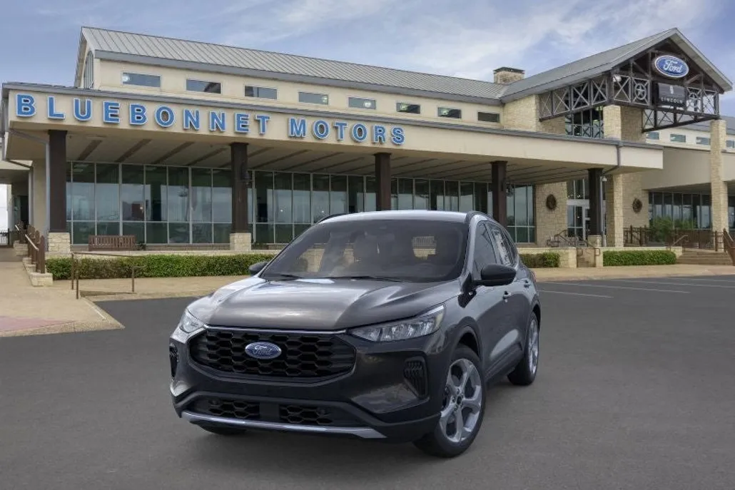2026 Ford Escape ST-Line photo 1