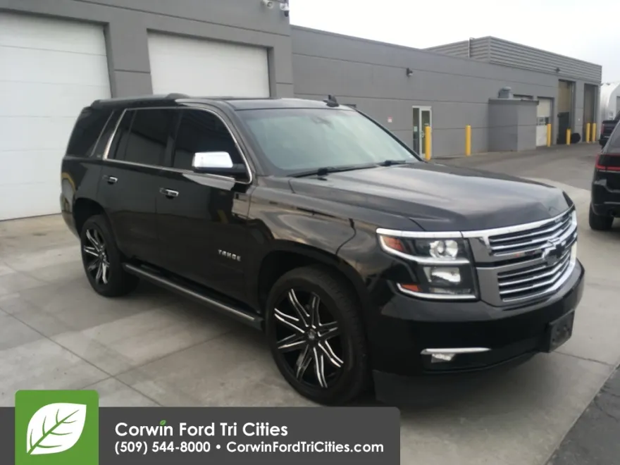 2015 Chevrolet Tahoe LTZ photo 1