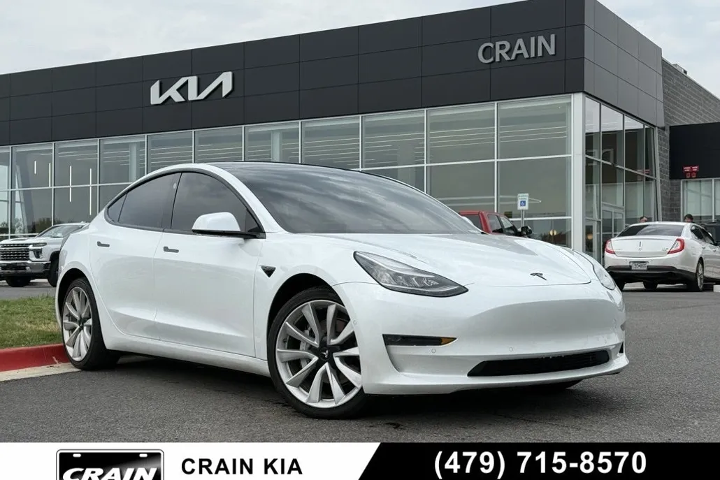 2020 Tesla Model 3 Performance photo 1