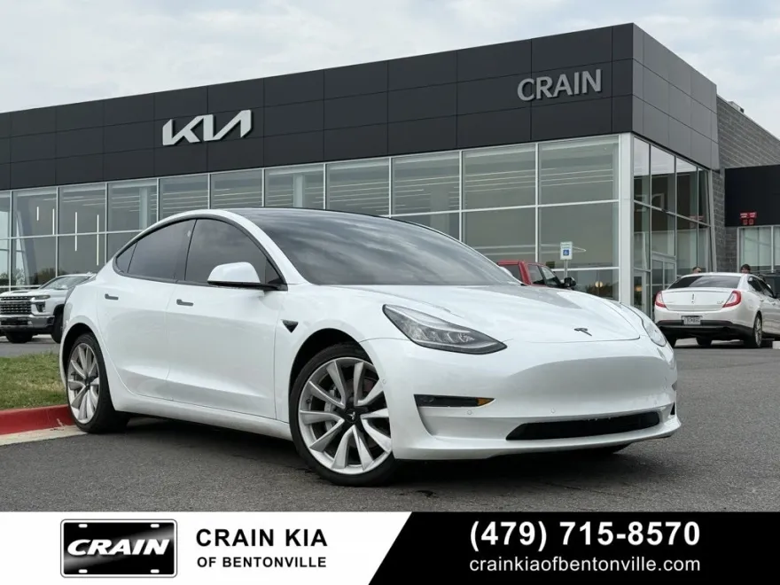 2020 Tesla Model 3 Performance photo 1