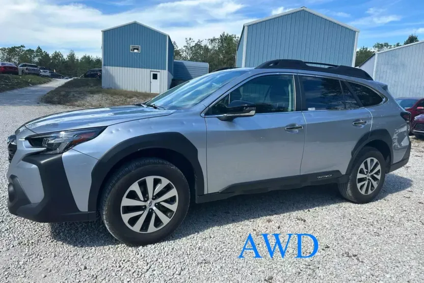 2025 Subaru Outback Premium photo 1