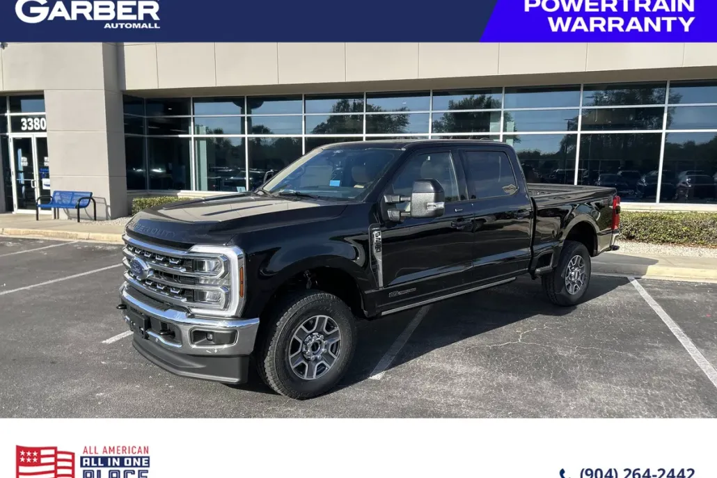 2025 Ford F-250 Lariat photo 1