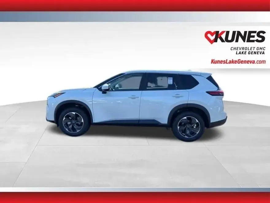 2024 Nissan Rogue SV photo 1