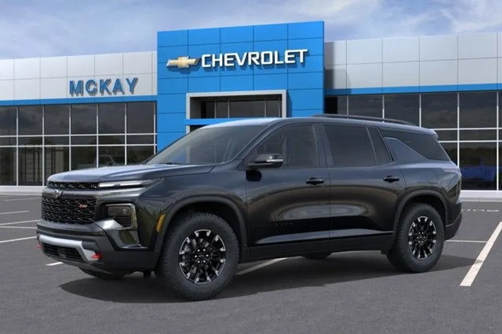 2026 Chevrolet Traverse Z71 photo 1