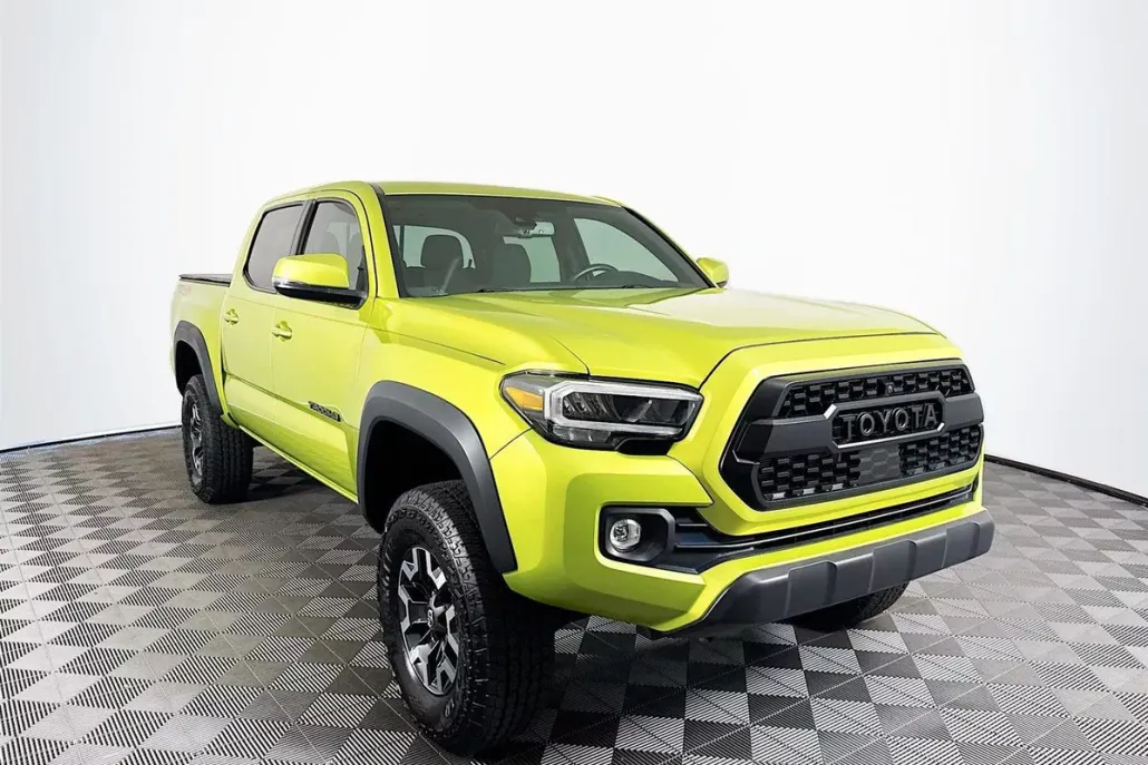2023 Toyota Tacoma TRD Off-Road V6 4x4 photo 1