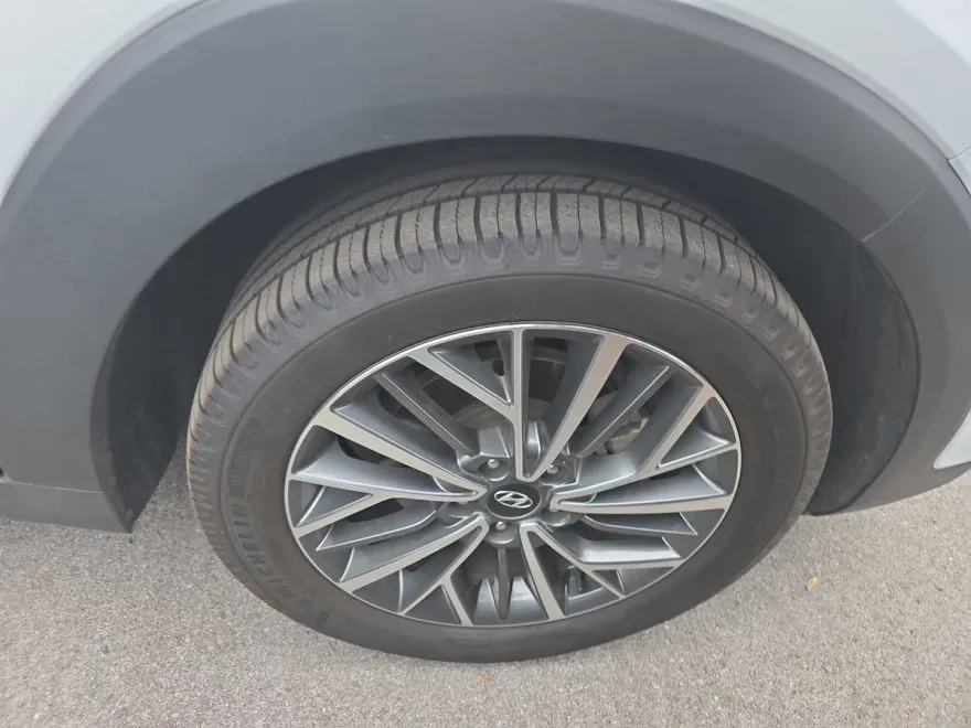 2021 Hyundai Tucson Ultimate photo 1
