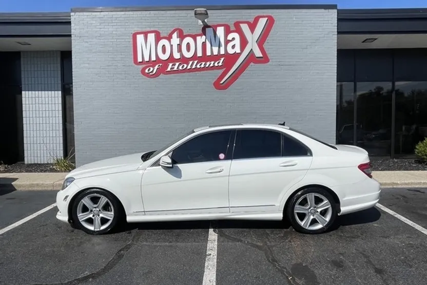2011 Mercedes Benz C Sport 4MATIC photo 1