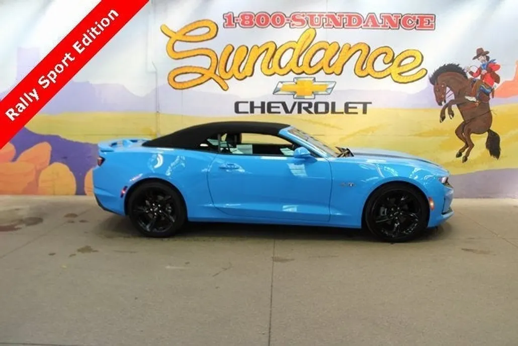 2023 Chevrolet Camaro 2LT 3LT photo 1