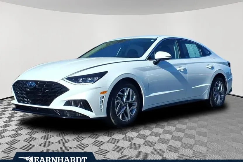 2021 Hyundai Sonata SEL photo 1