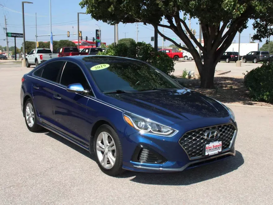 2019 Hyundai Sonata Sport photo 1
