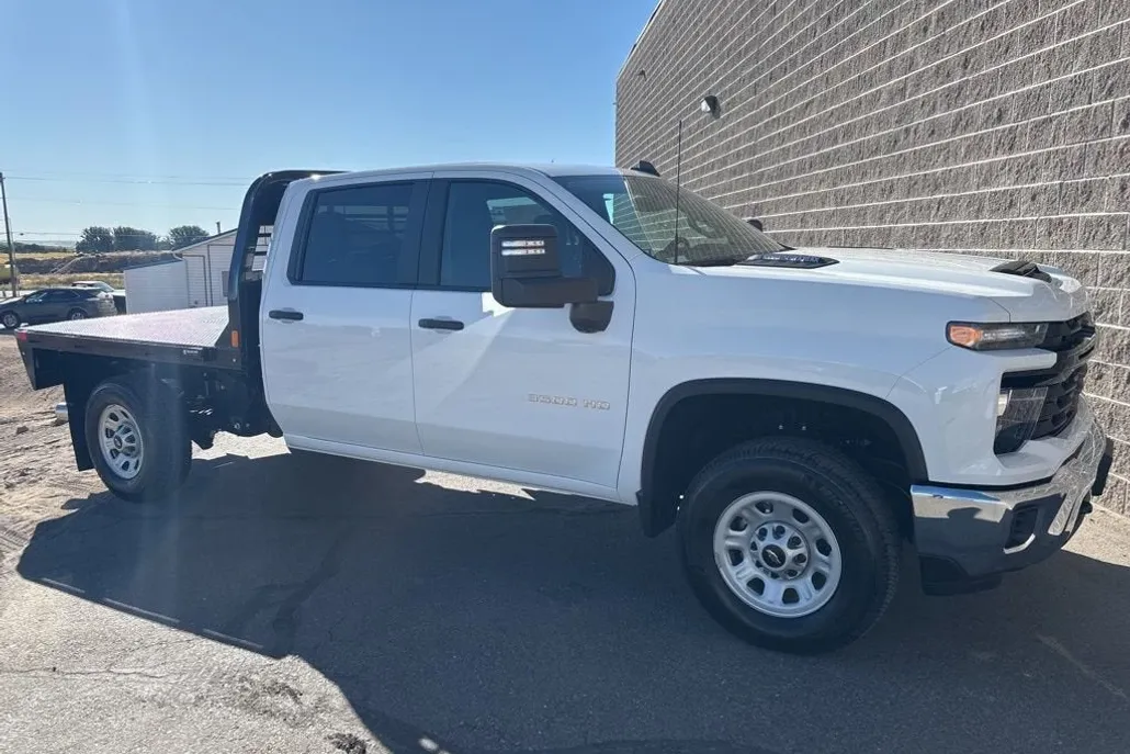 2026 Chevrolet Silverado 3500HD Work Truck photo 1