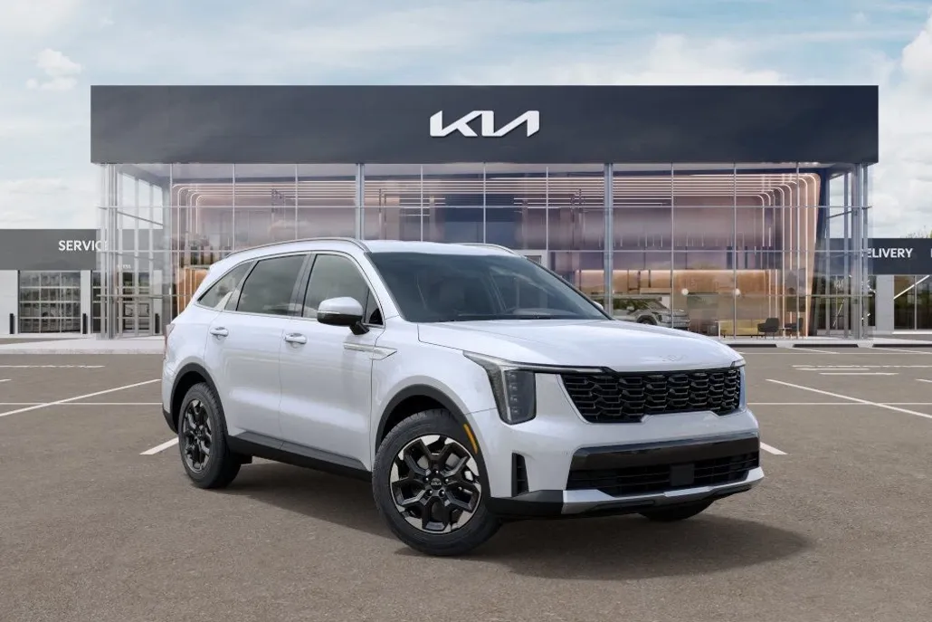 2025 Kia Sorento S photo 1
