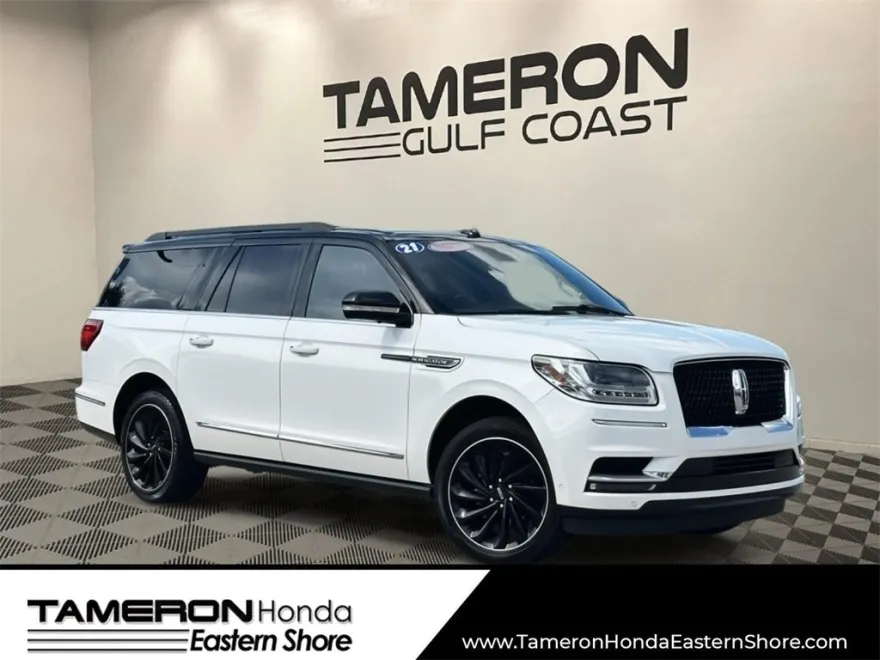 2021 Lincoln Navigator Black Label photo 1