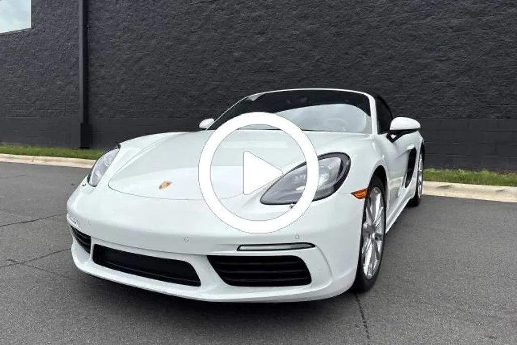 2024 Porsche Boxster photo 1