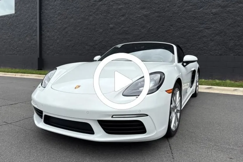 2024 Porsche Boxster photo 1