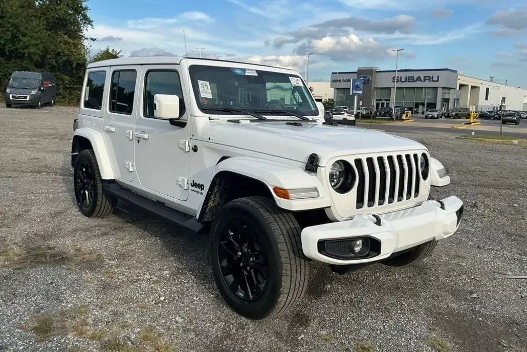 2021 Jeep Wrangler Unlimited Sahara High Altitude photo 1