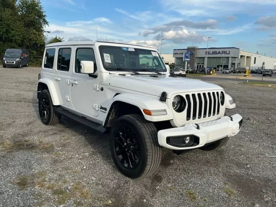 2021 Jeep Wrangler Unlimited Sahara High Altitude photo 1
