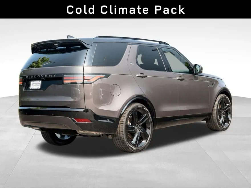 2024 Land Rover Discovery SE photo 1