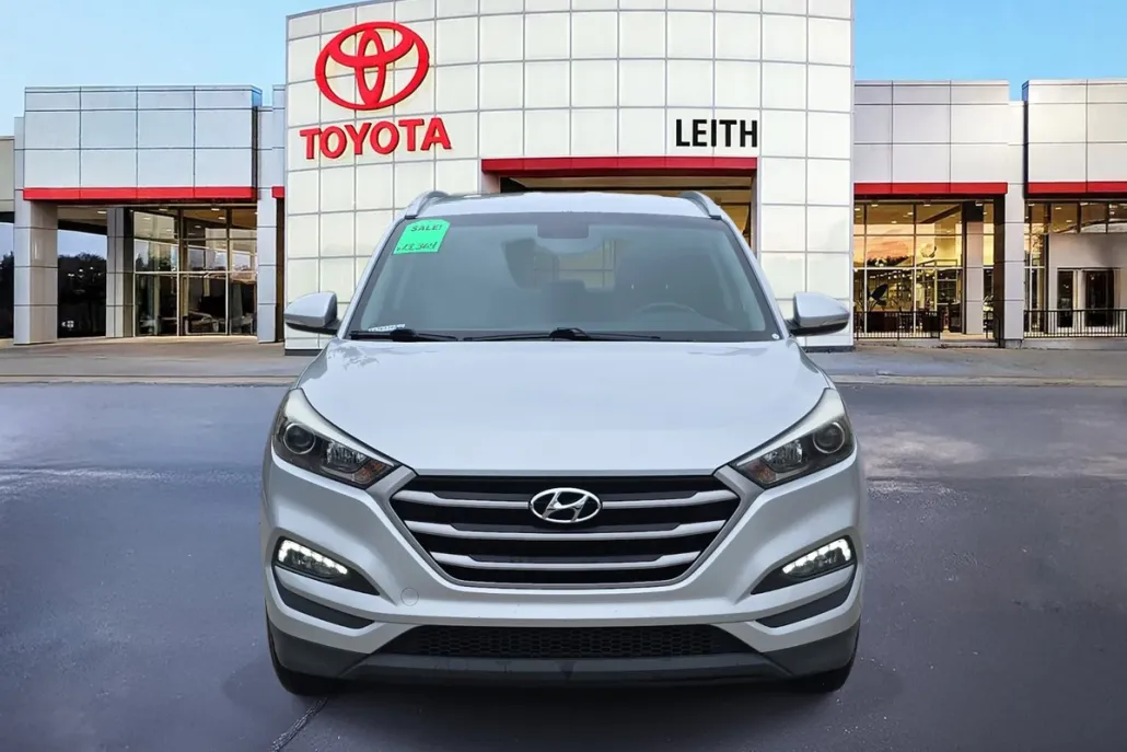 2017 Hyundai Tucson SE Plus photo 1