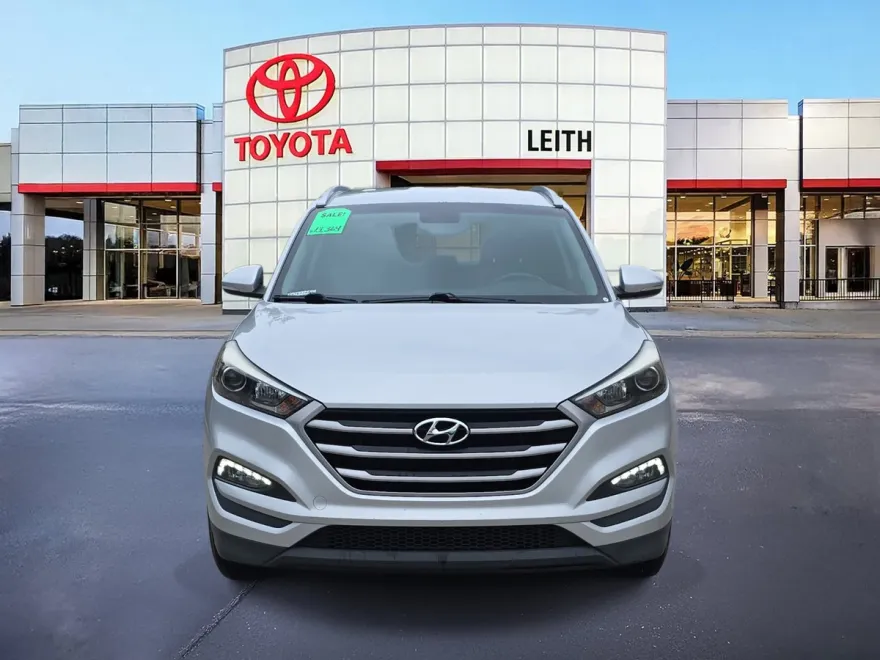 2017 Hyundai Tucson SE Plus photo 1