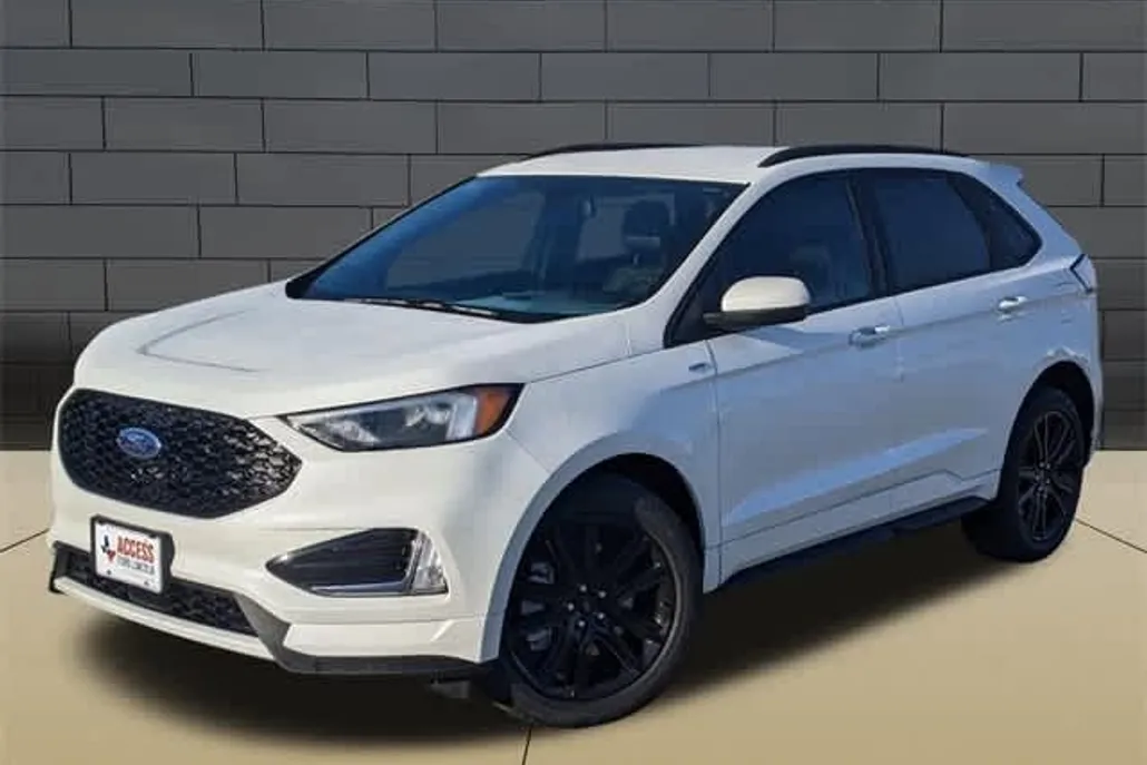 2024 Ford Edge ST-Line photo 1