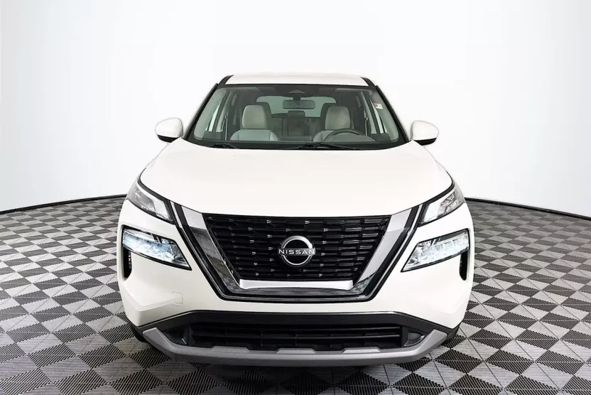 2023 Nissan Rogue SV photo 1