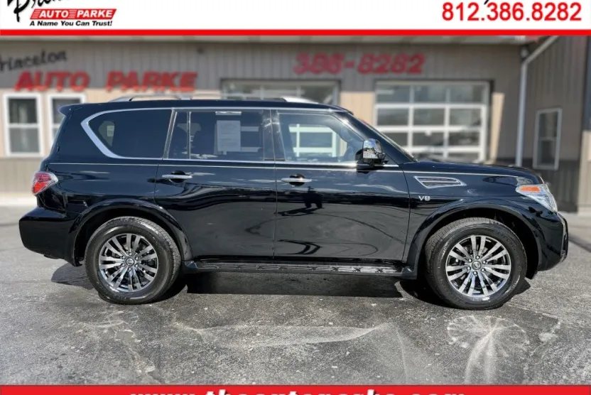 2019 Nissan Armada Platinum photo 1