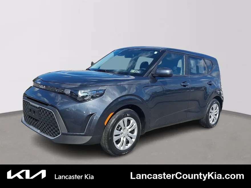 2023 Kia Soul LX photo 1