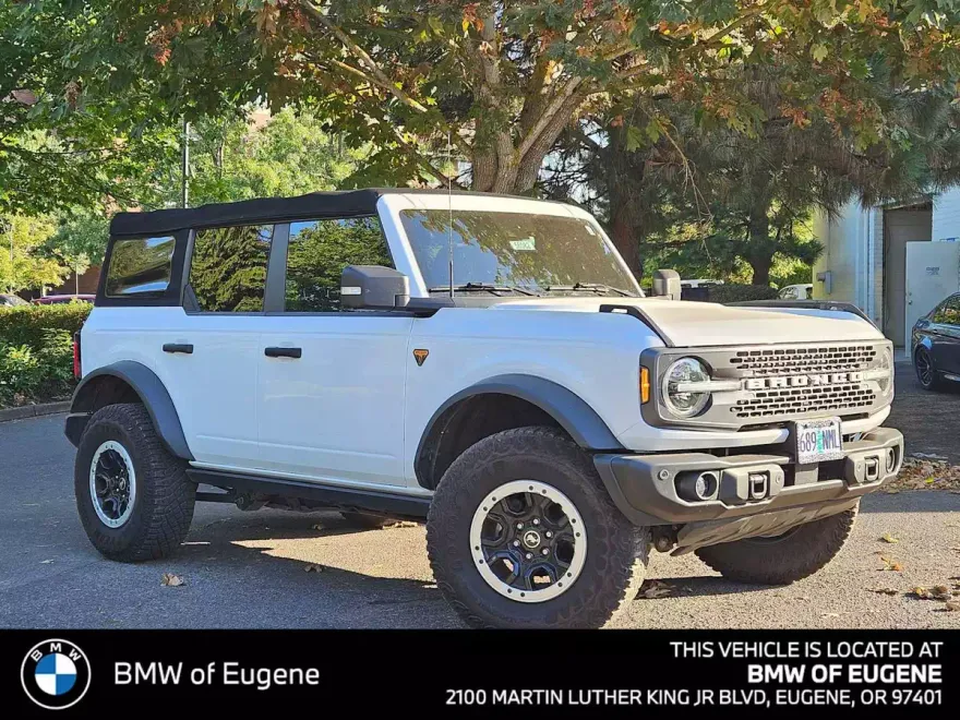 2022 Ford Bronco Badlands photo 1