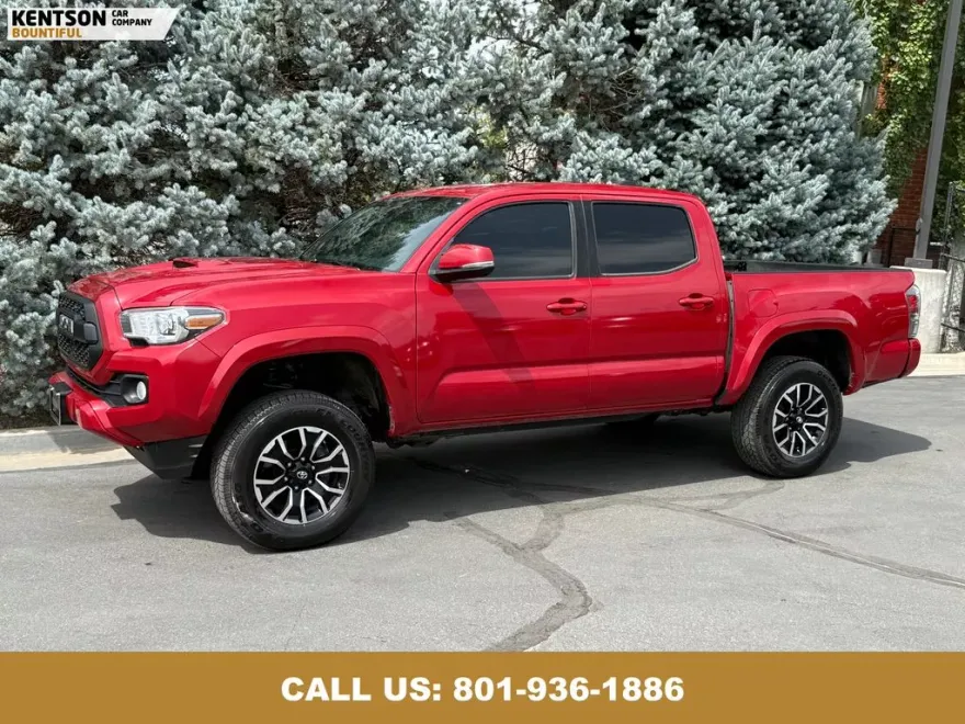 2021 Toyota Tacoma TRD Sport photo 1