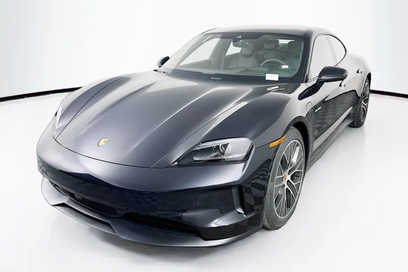 2026 Porsche Taycan 4 photo 1
