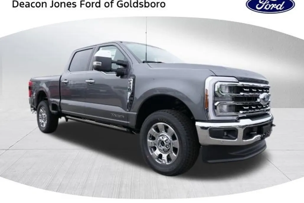 2025 Ford F-250 Lariat photo 1