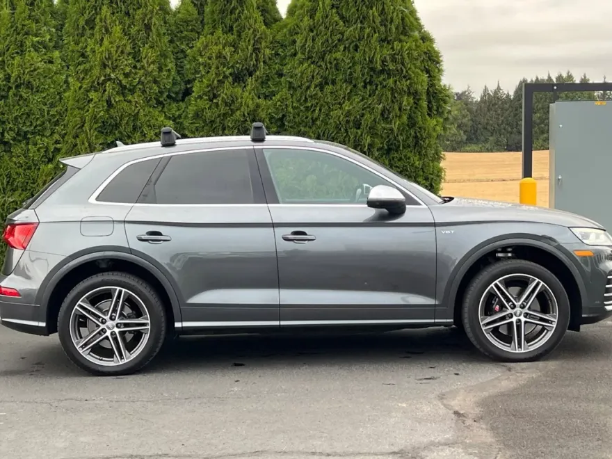2018 Audi SQ5 Premium Plus photo 1