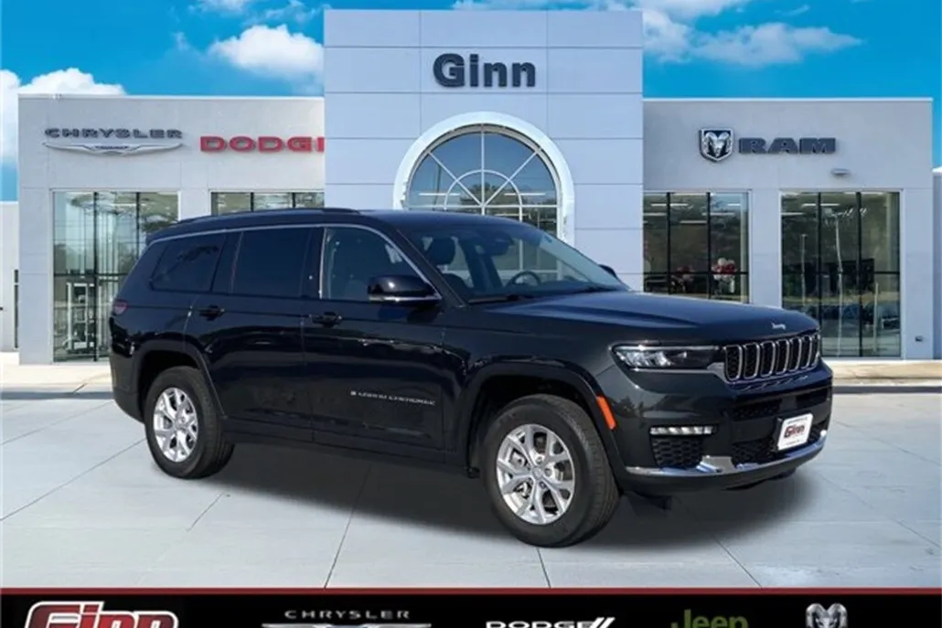 2023 Jeep Grand Cherokee Limited photo 1