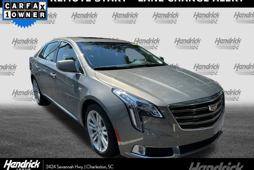 2019 Cadillac XTS Luxury photo 1