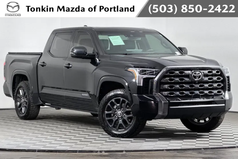 2022 Toyota Tundra Platinum photo 1
