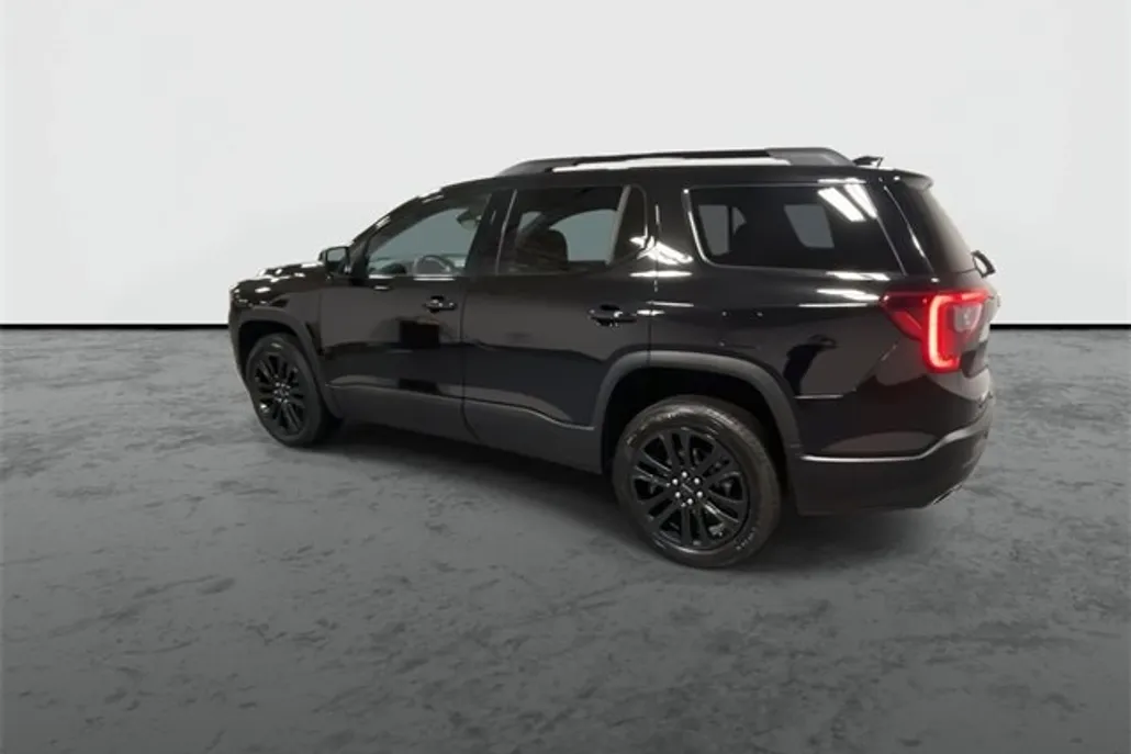 2023 Gmc Acadia SLE photo 1