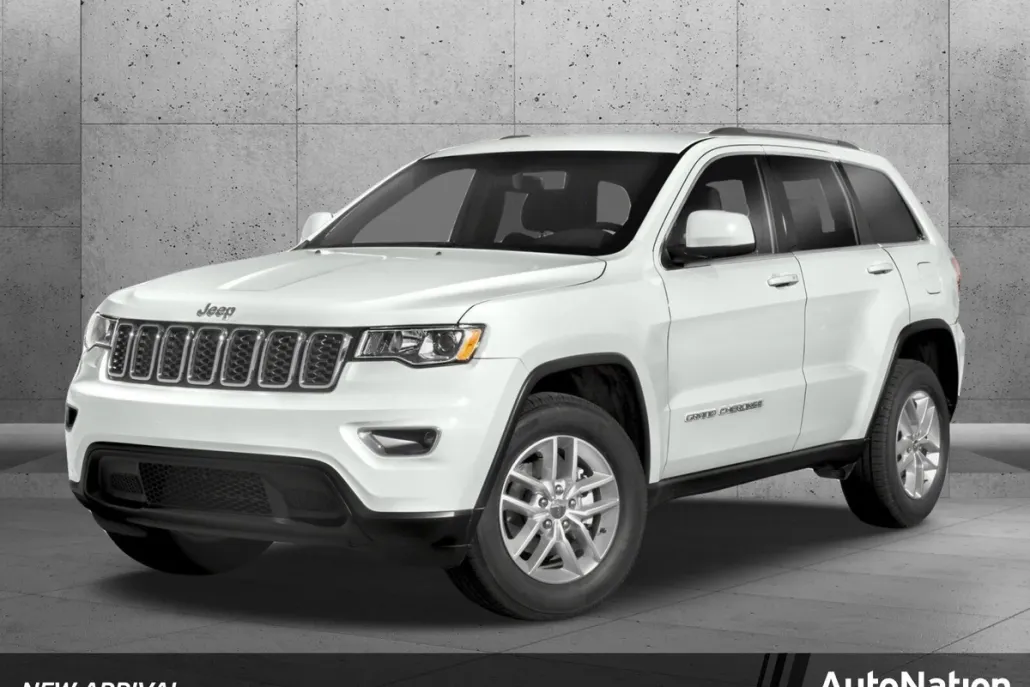 2019 Jeep Grand Cherokee Laredo photo 1