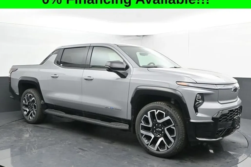 2025 Chevrolet Silverado EV RST photo 1