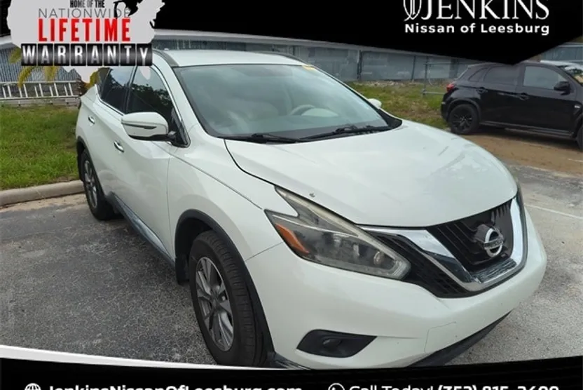2018 Nissan Murano SV photo 1