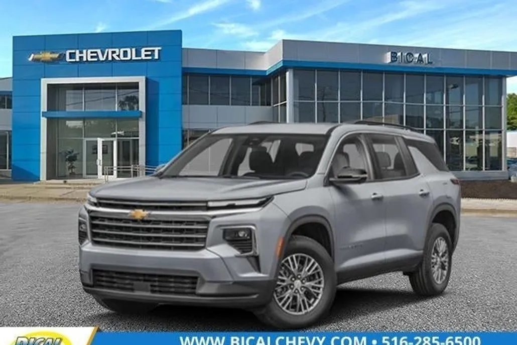 2025 Chevrolet Traverse photo 1