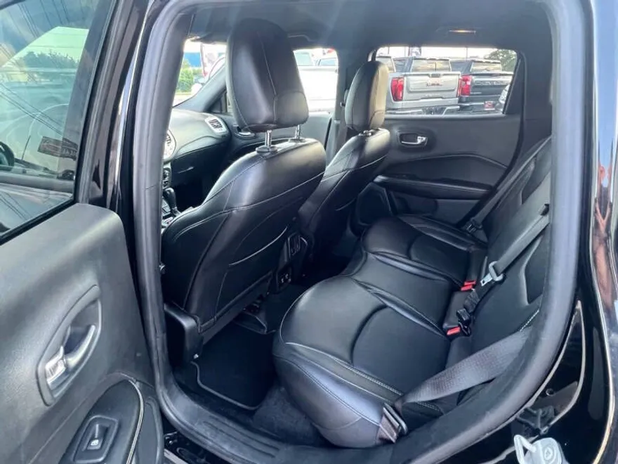 2021 Jeep Compass Anniversary Edition photo 1