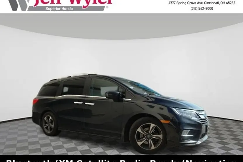 2018 Honda Odyssey Touring photo 1
