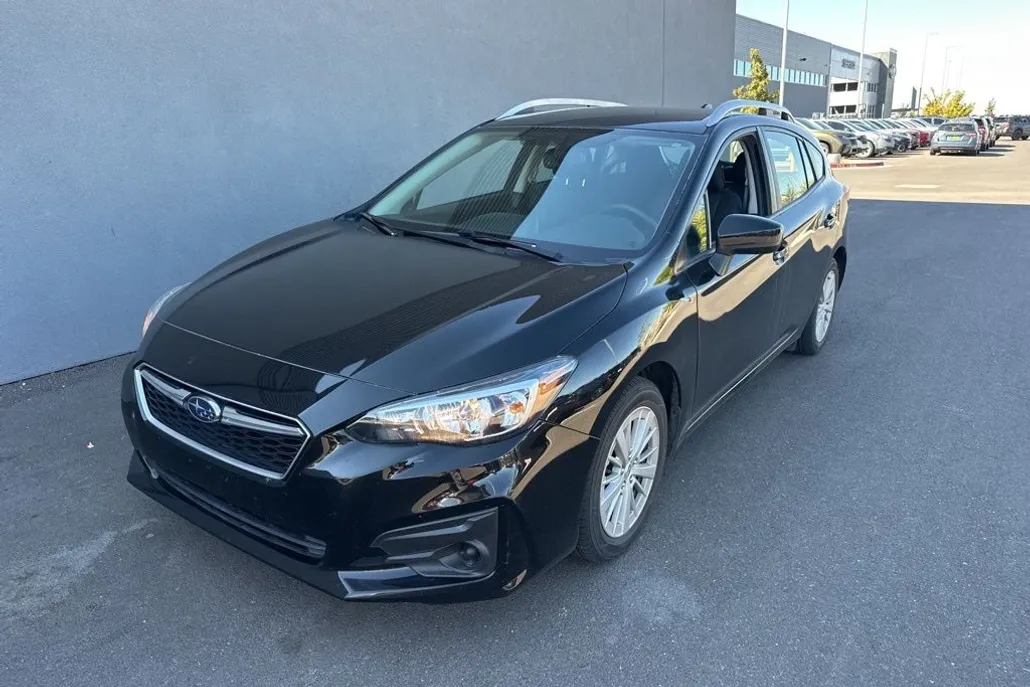 2018 Subaru Impreza 2.0i Premium photo 1