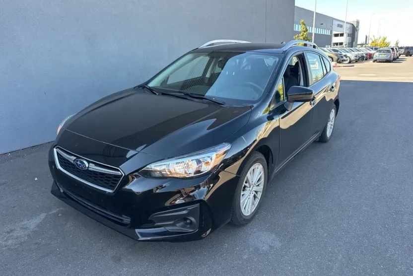 2018 Subaru Impreza 2.0i Premium photo 1