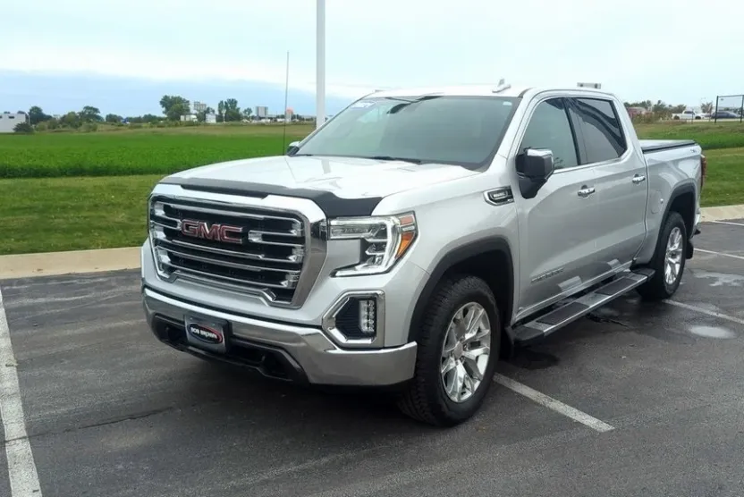 2021 Gmc Sierra 1500 SLT photo 1
