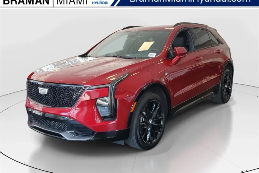 2025 Cadillac XT4 Sport photo 1