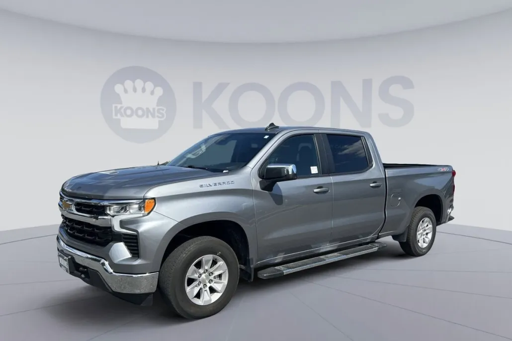 2023 Chevrolet Silverado 1500 LT photo 1