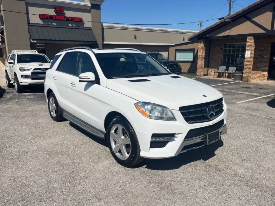 2015 Mercedes Benz ML 350 photo 1