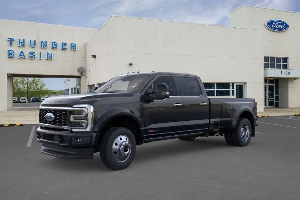 2026 Ford F-450 photo 1